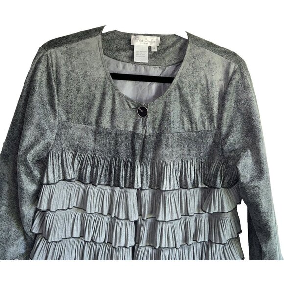Great Cavalier Womens Tiered Ruffle Faux Suede Jacket Medium Grays Button - Picture 2 of 8